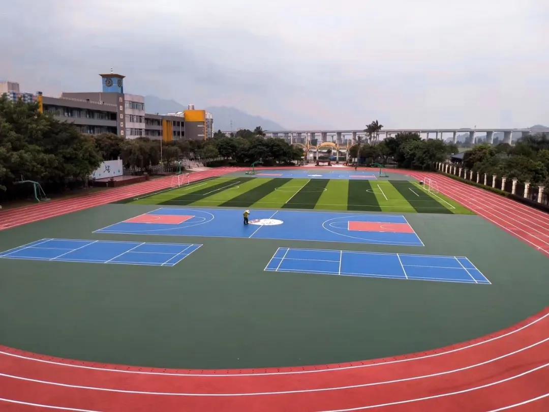 福州连江县浦口中心小学塑胶跑道硅PU篮球场完工